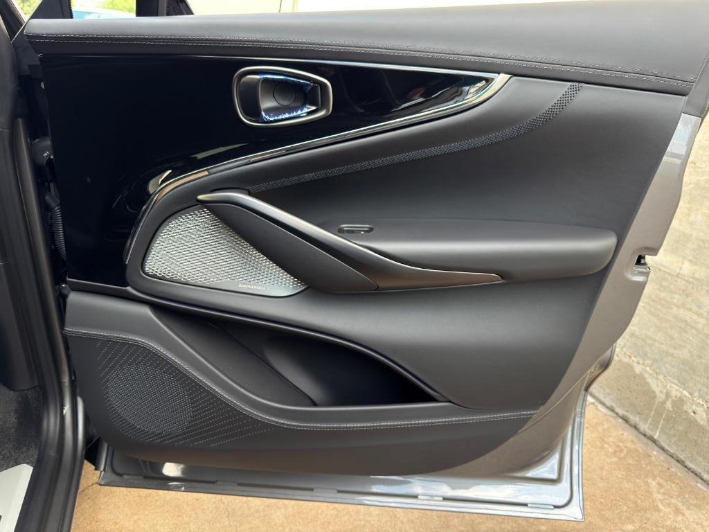 new 2025 Aston Martin DBX car, priced at $315,600