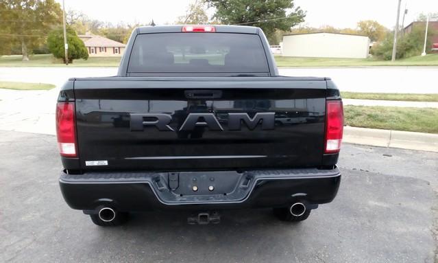 used 2019 Ram 1500 Classic car, priced at $27,995