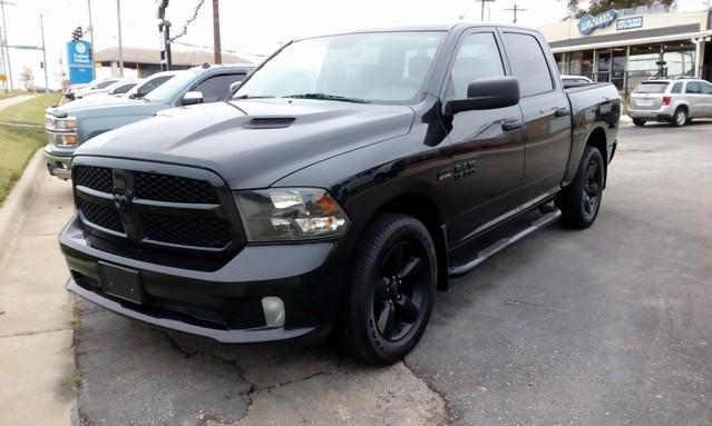 used 2019 Ram 1500 Classic car, priced at $27,995