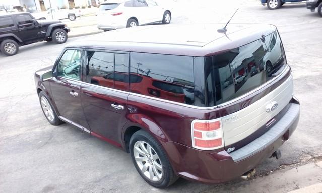 used 2011 Ford Flex car, priced at $10,500