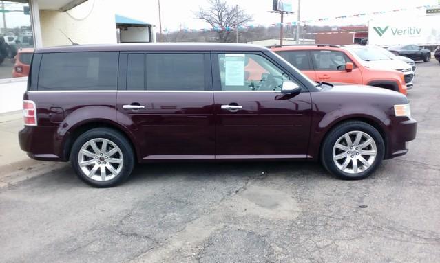 used 2011 Ford Flex car, priced at $10,500