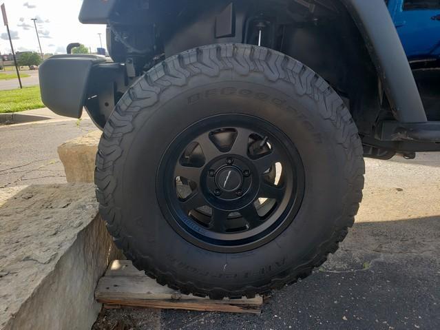 used 2017 Jeep Wrangler Unlimited car, priced at $19,995