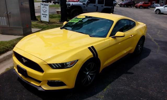 used 2016 Ford Mustang car