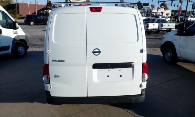 used 2020 Nissan NV200 car