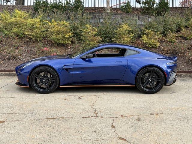 new 2025 Aston Martin Vantage car