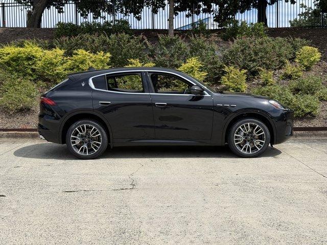 new 2025 Maserati Grecale car, priced at $80,000