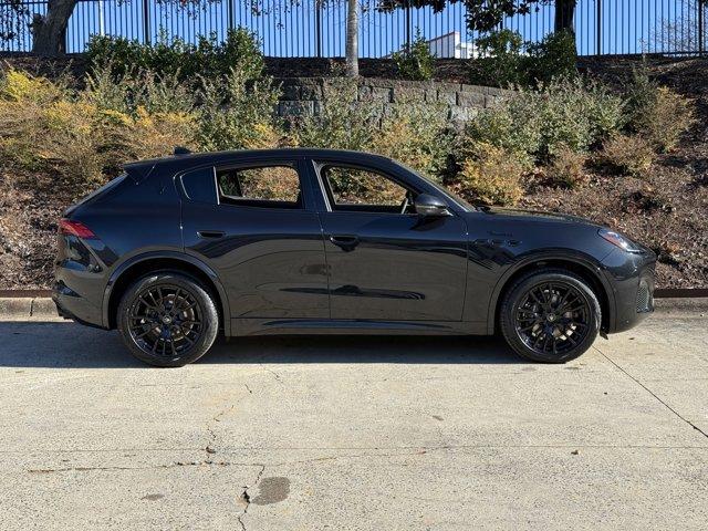 new 2025 Maserati Grecale car, priced at $79,999