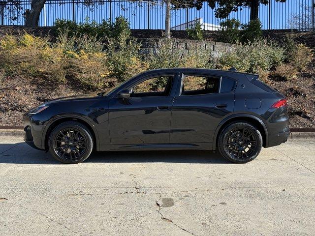 new 2025 Maserati Grecale car, priced at $79,999