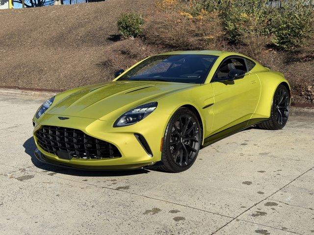 new 2025 Aston Martin Vantage car