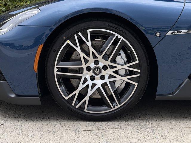 new 2024 Maserati MC20 car