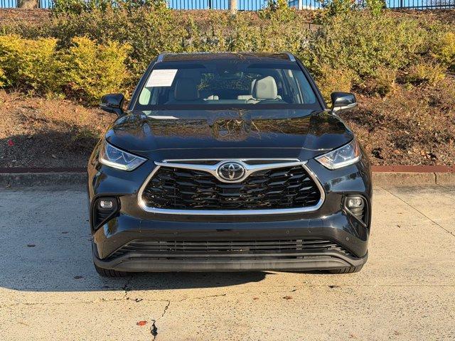 used 2023 Toyota Highlander car, priced at $36,499