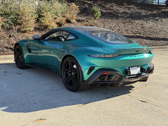 new 2025 Aston Martin Vantage car