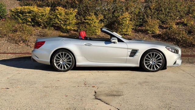 used 2018 Mercedes-Benz SL 550 car, priced at $45,299