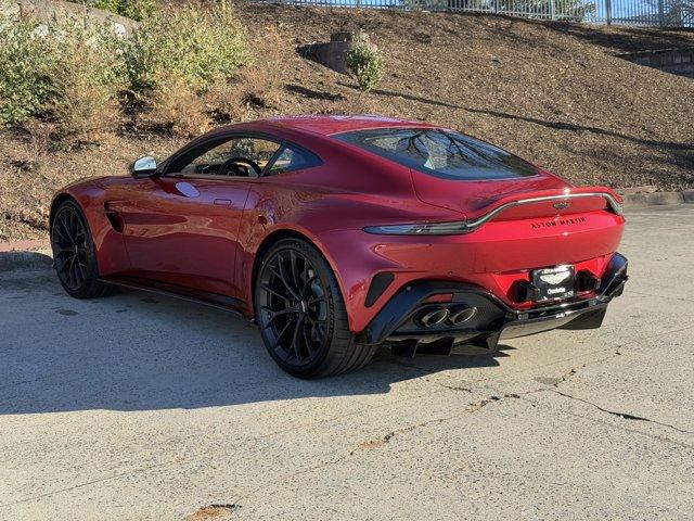 new 2025 Aston Martin Vantage car