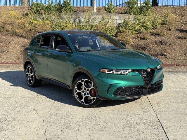 new 2025 Alfa Romeo Tonale car