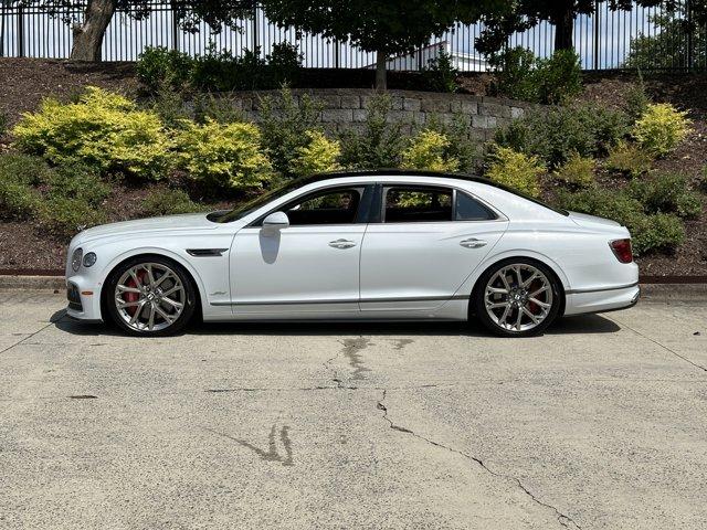 new 2024 Bentley Flying Spur car