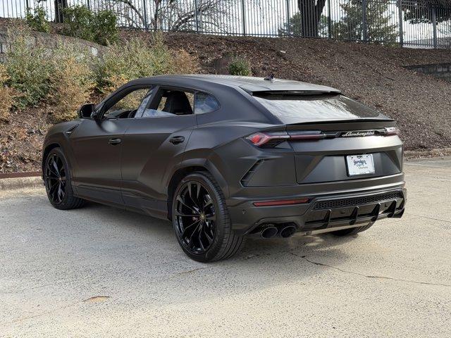 used 2022 Lamborghini Urus car, priced at $227,999