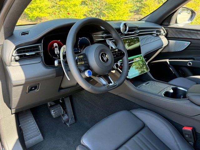 new 2025 Maserati Grecale car, priced at $79,999