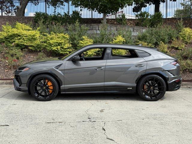 used 2024 Lamborghini Urus car, priced at $269,999