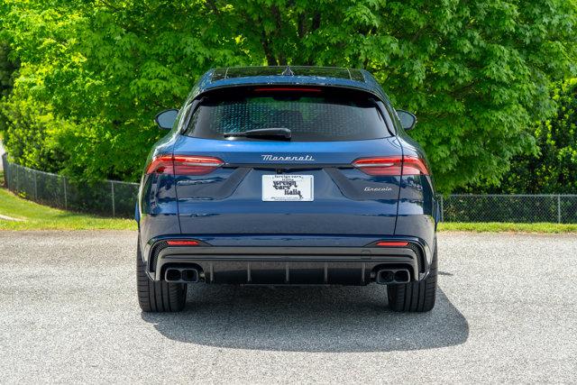 new 2025 Maserati Grecale car