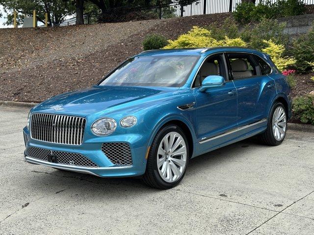 new 2024 Bentley Bentayga EWB car