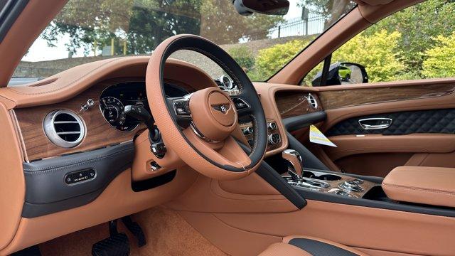 new 2025 Bentley Bentayga car
