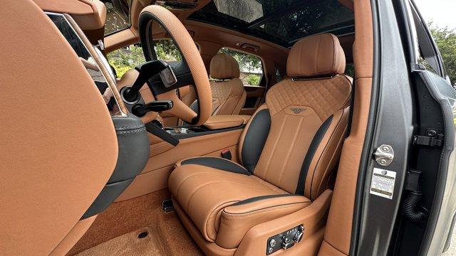 new 2025 Bentley Bentayga car