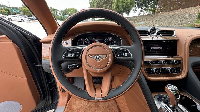 new 2025 Bentley Bentayga car