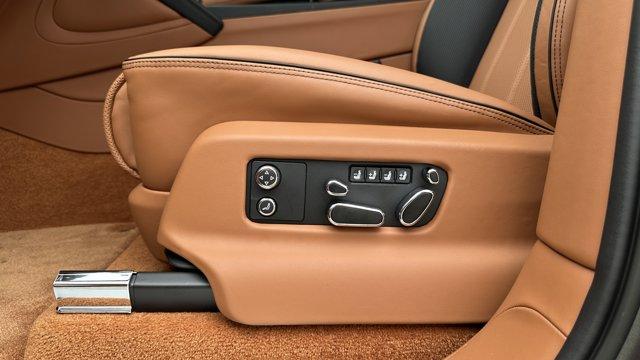 new 2025 Bentley Bentayga car