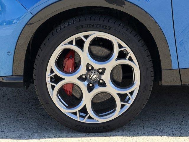 new 2024 Alfa Romeo Tonale car, priced at $48,547