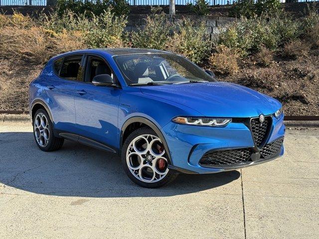 new 2024 Alfa Romeo Tonale car, priced at $48,547