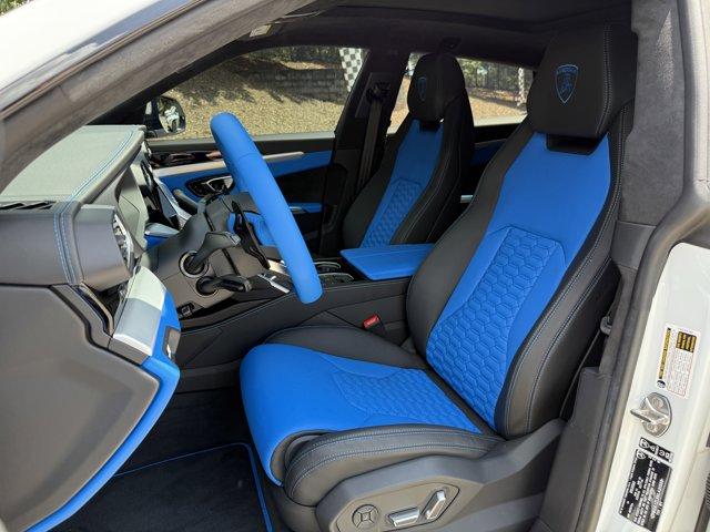 used 2022 Lamborghini Urus car, priced at $239,999