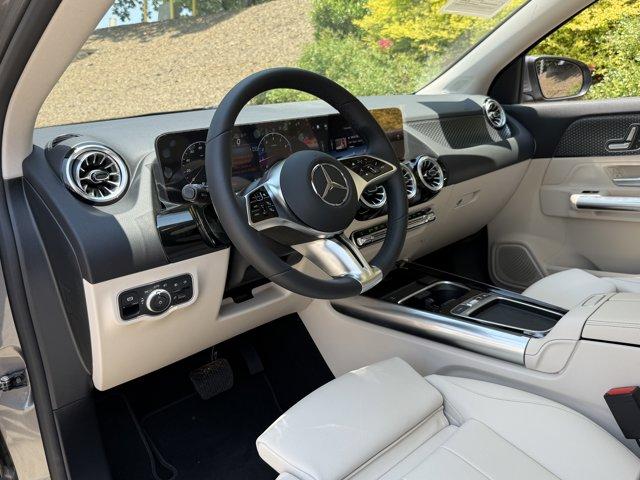 used 2025 Mercedes-Benz GLA 250 car, priced at $47,999