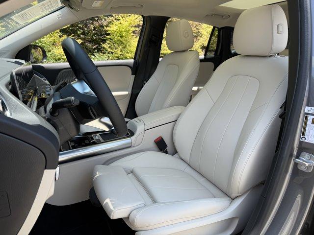 used 2025 Mercedes-Benz GLA 250 car, priced at $47,999