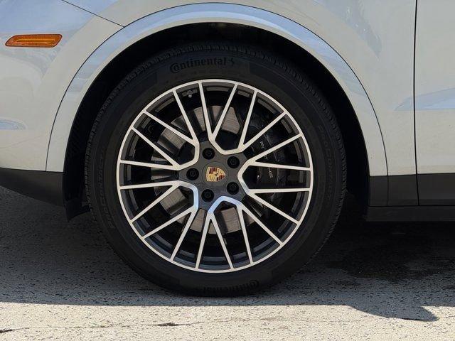 used 2022 Porsche Cayenne car, priced at $58,999