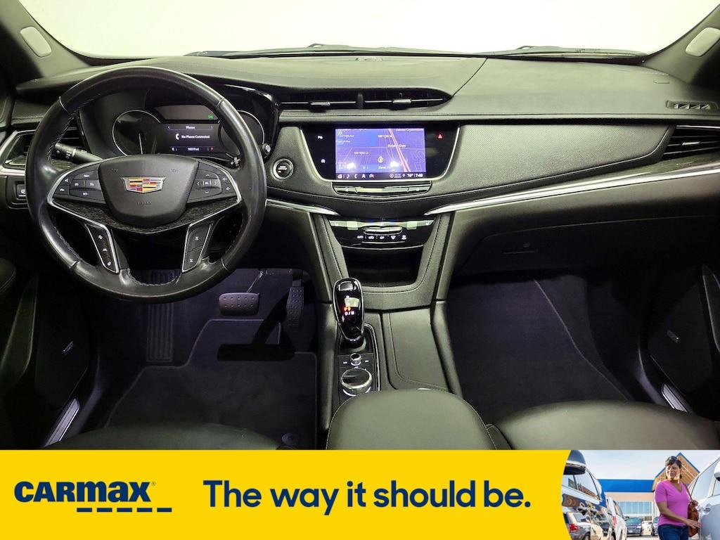 used 2023 Cadillac XT5 car, priced at $34,998