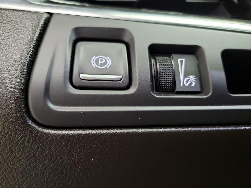 used 2023 Cadillac XT5 car, priced at $34,998