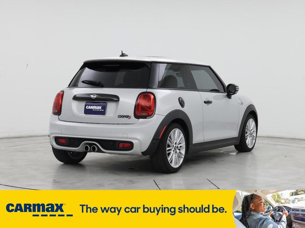 used 2021 MINI Hardtop car, priced at $23,998