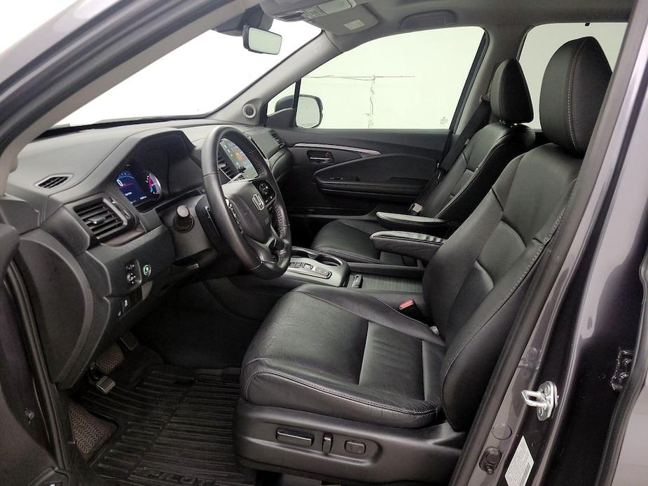 used 2022 Honda Pilot car, priced at $35,998