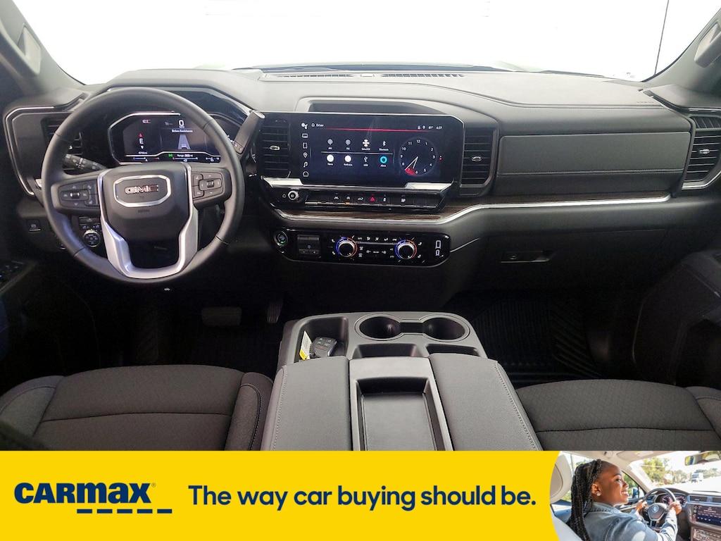 used 2025 GMC Sierra 1500 car, priced at $50,998