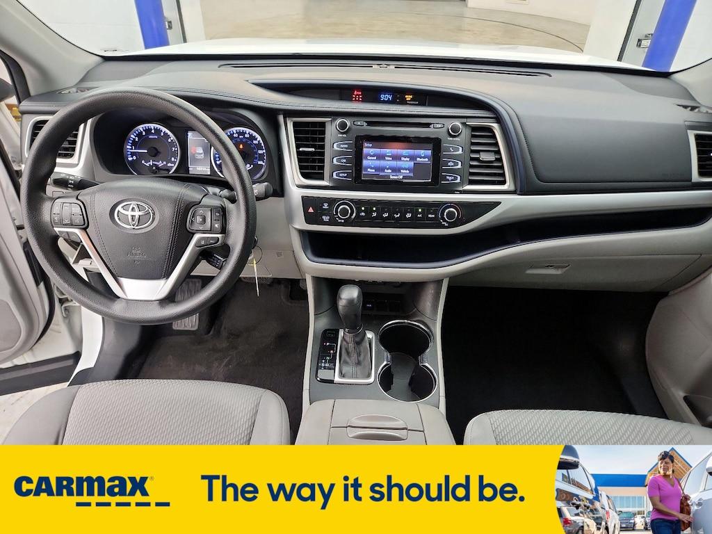 used 2017 Toyota Highlander car, priced at $18,998