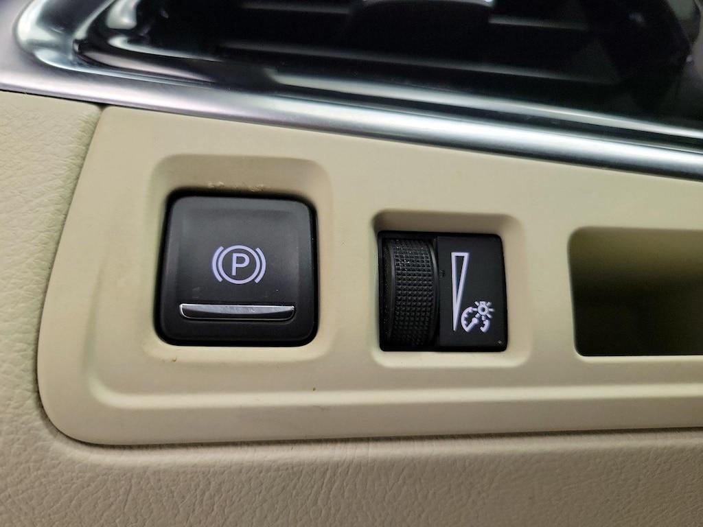 used 2023 Cadillac XT6 car, priced at $41,998