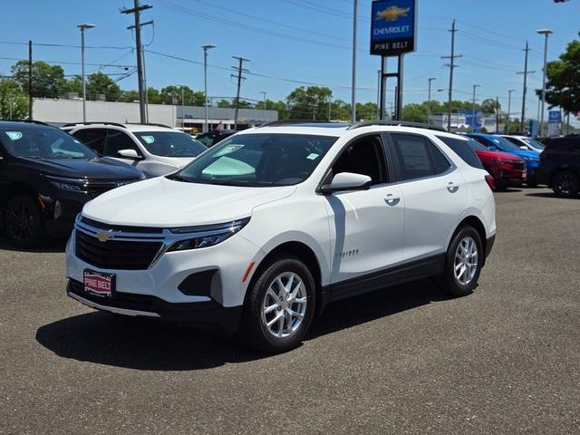 new 2024 Chevrolet Equinox car, priced at $31,422