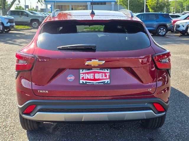 new 2025 Chevrolet Trax car, priced at $23,607