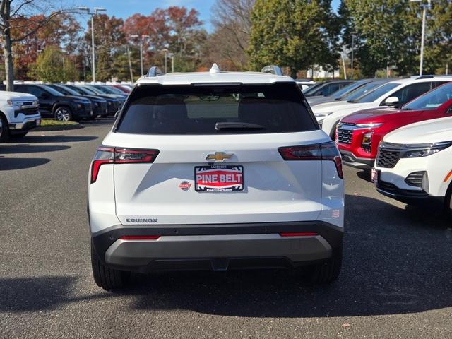 new 2025 Chevrolet Equinox car, priced at $31,242