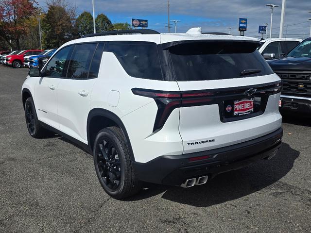 new 2026 Chevrolet Traverse car, priced at $45,017