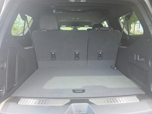 new 2025 Chevrolet Suburban car, priced at $80,507