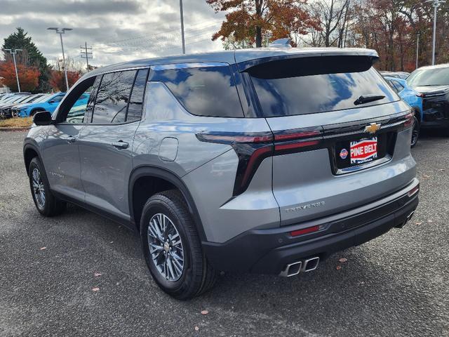 new 2024 Chevrolet Traverse car, priced at $36,357