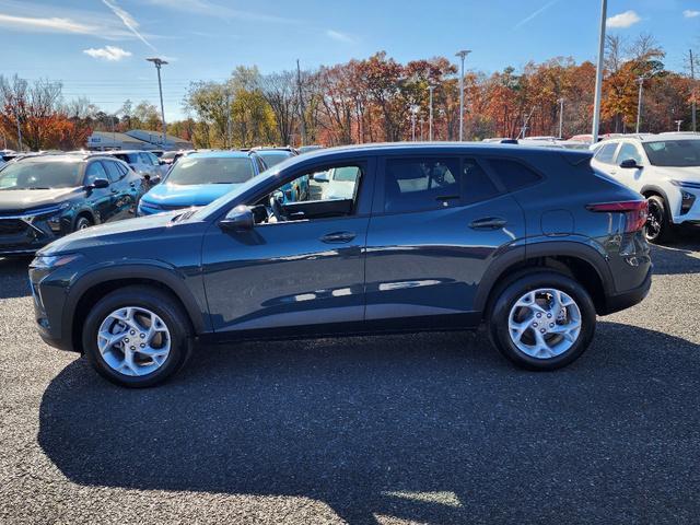 new 2025 Chevrolet Trax car, priced at $22,297