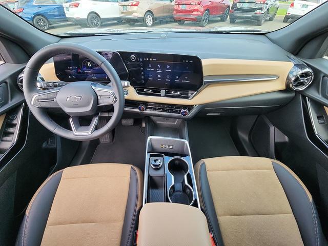 used 2025 Chevrolet Equinox car, priced at $31,485